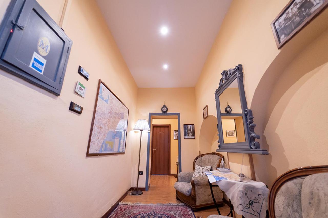 ホテル Medina H. Napoli Centro, By Clapa Group エクステリア 写真