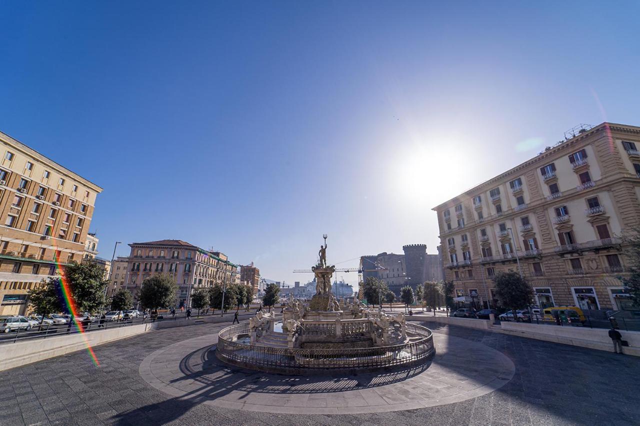 ホテル Medina H. Napoli Centro, By Clapa Group エクステリア 写真