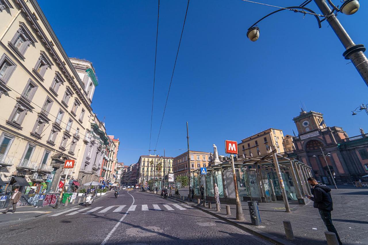 ホテル Medina H. Napoli Centro, By Clapa Group エクステリア 写真