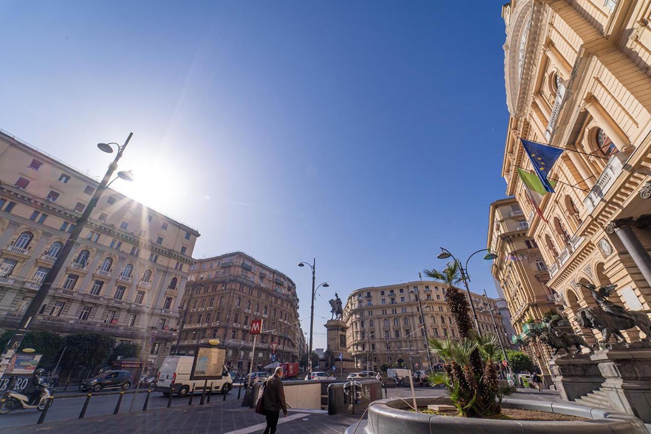 ホテル Medina H. Napoli Centro, By Clapa Group エクステリア 写真