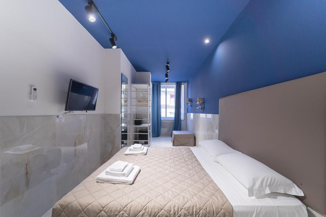 ホテル Medina H. Napoli Centro, By Clapa Group エクステリア 写真