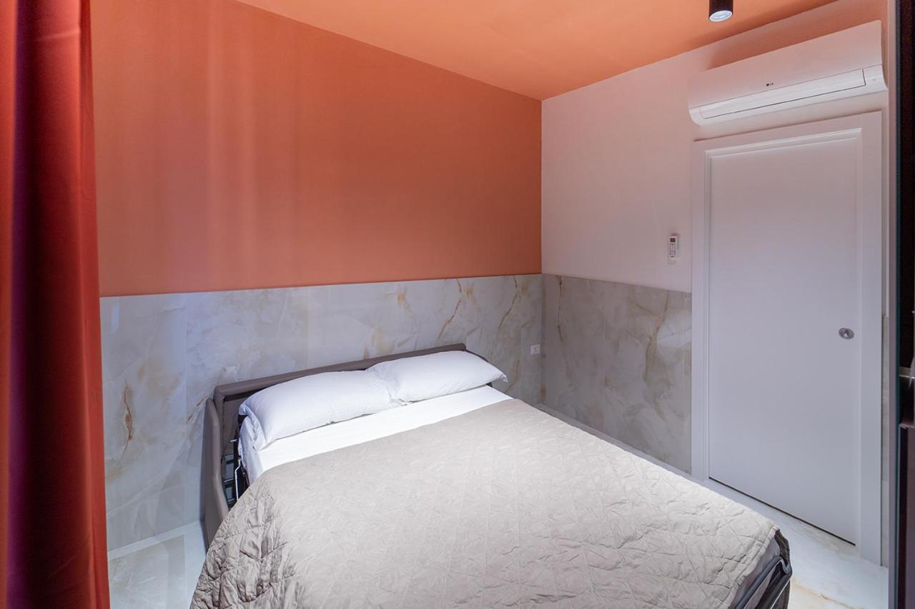 ホテル Medina H. Napoli Centro, By Clapa Group エクステリア 写真