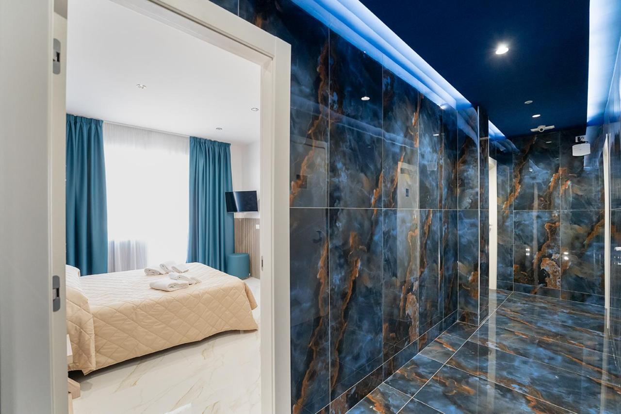 ホテル Medina H. Napoli Centro, By Clapa Group エクステリア 写真