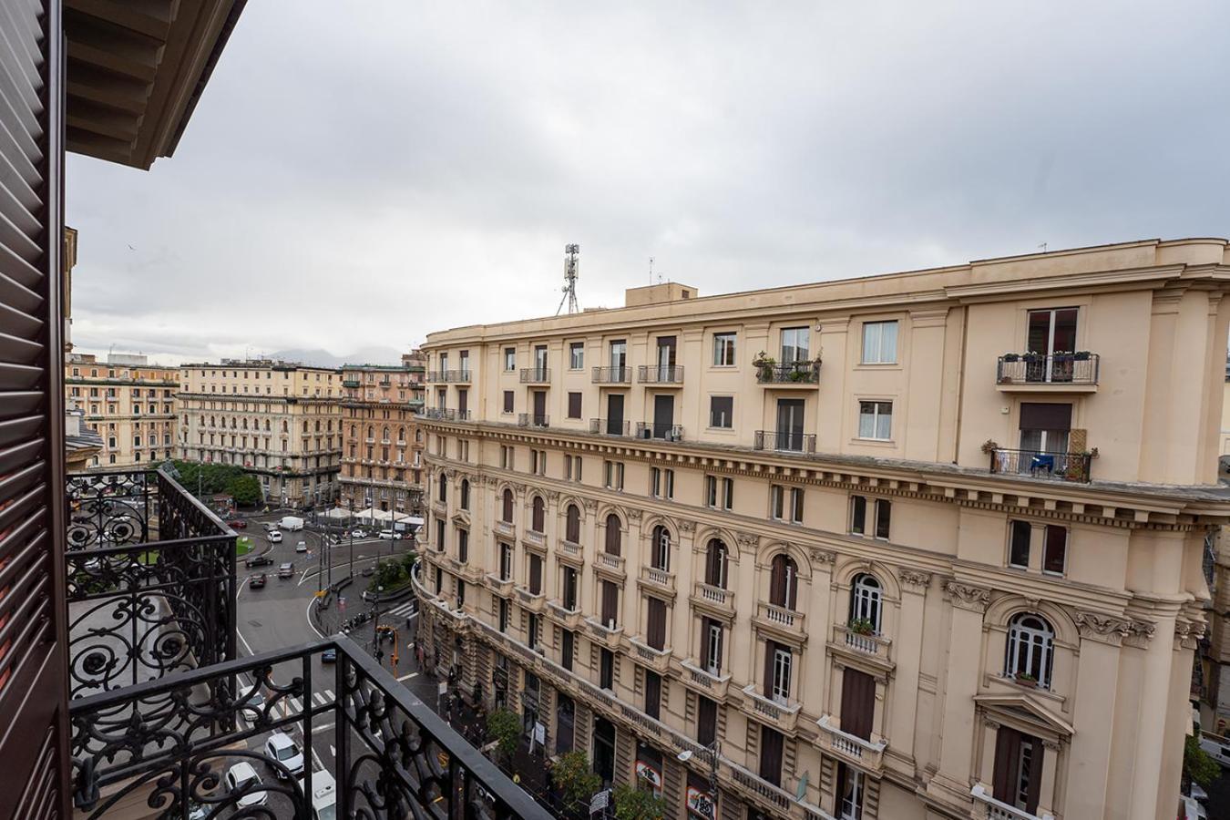 ホテル Medina H. Napoli Centro, By Clapa Group エクステリア 写真