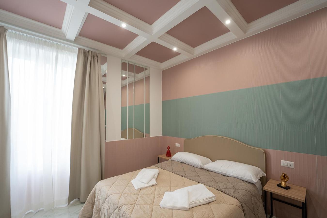 ホテル Medina H. Napoli Centro, By Clapa Group エクステリア 写真