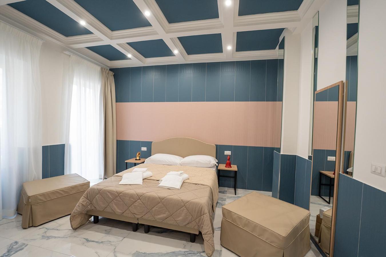 ホテル Medina H. Napoli Centro, By Clapa Group エクステリア 写真